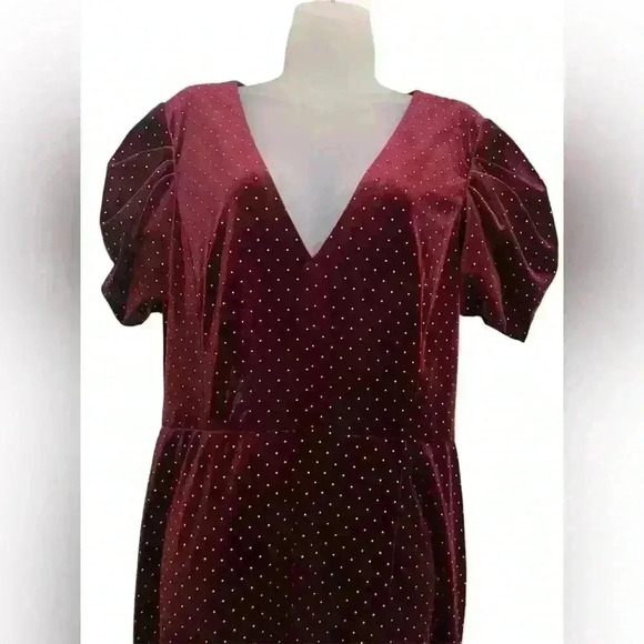 ML Monique Lhuillier Burgundy Velvet Studded Gown NWT Size 16 $495 Reta - Picture 6 of 7